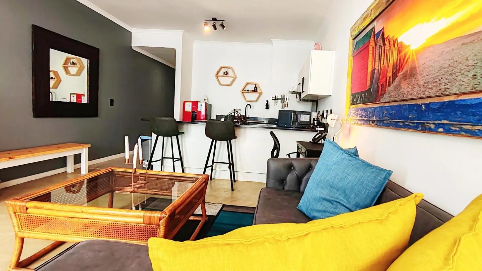 Beach Hut Empire Apartment Muizenberg Holiday home