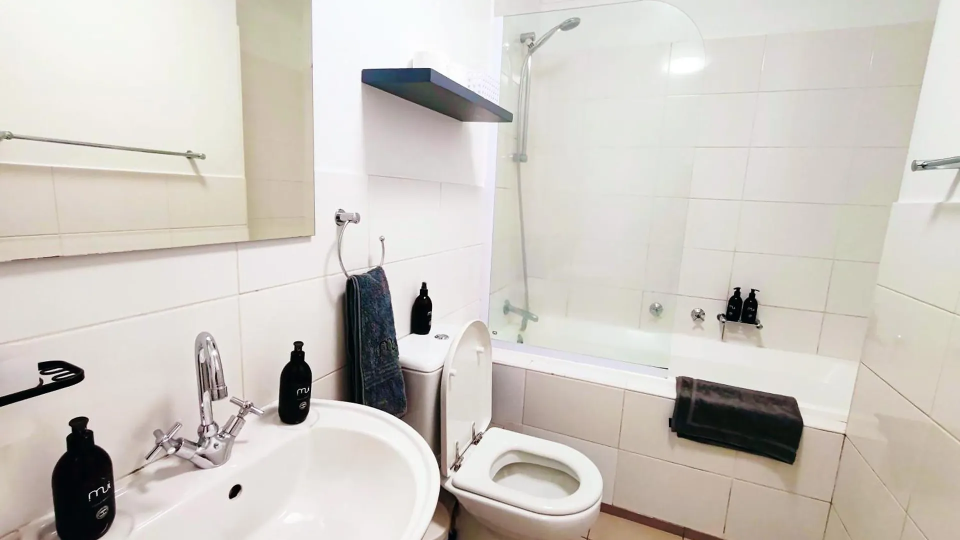 Holiday home Beach Hut Empire Apartment Muizenberg South Africa