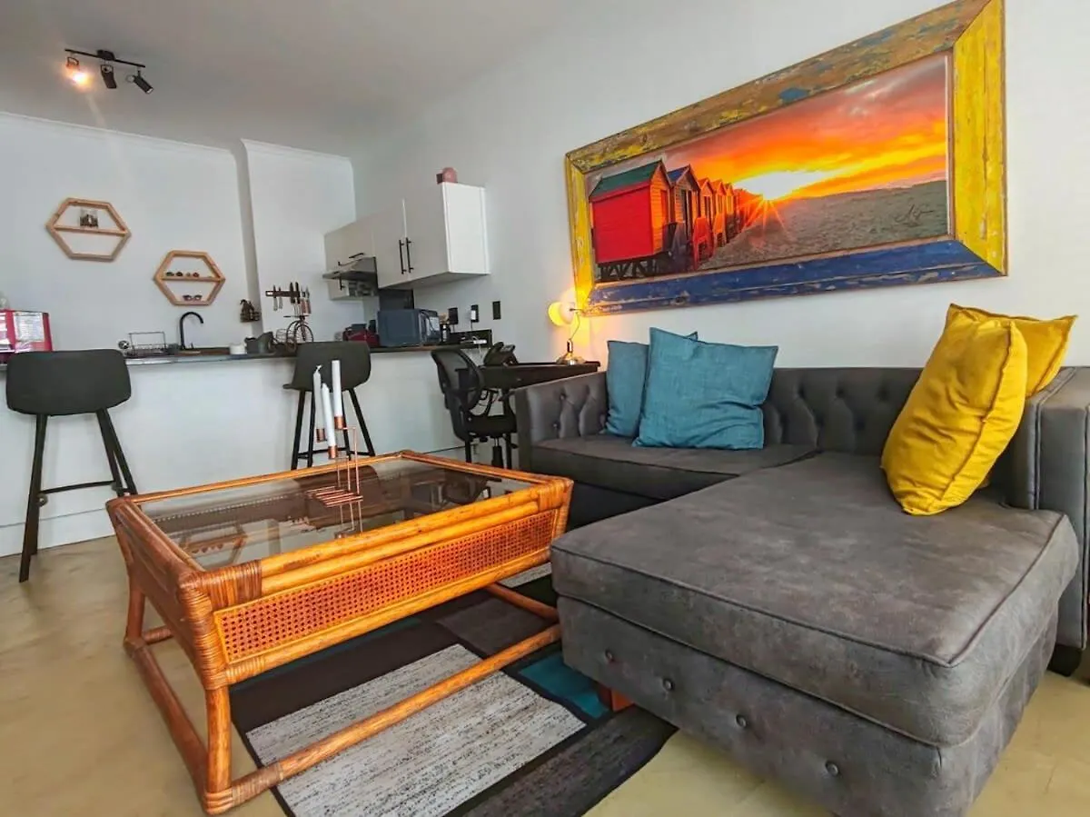 Beach Hut Empire Apartment Muizenberg South Africa
