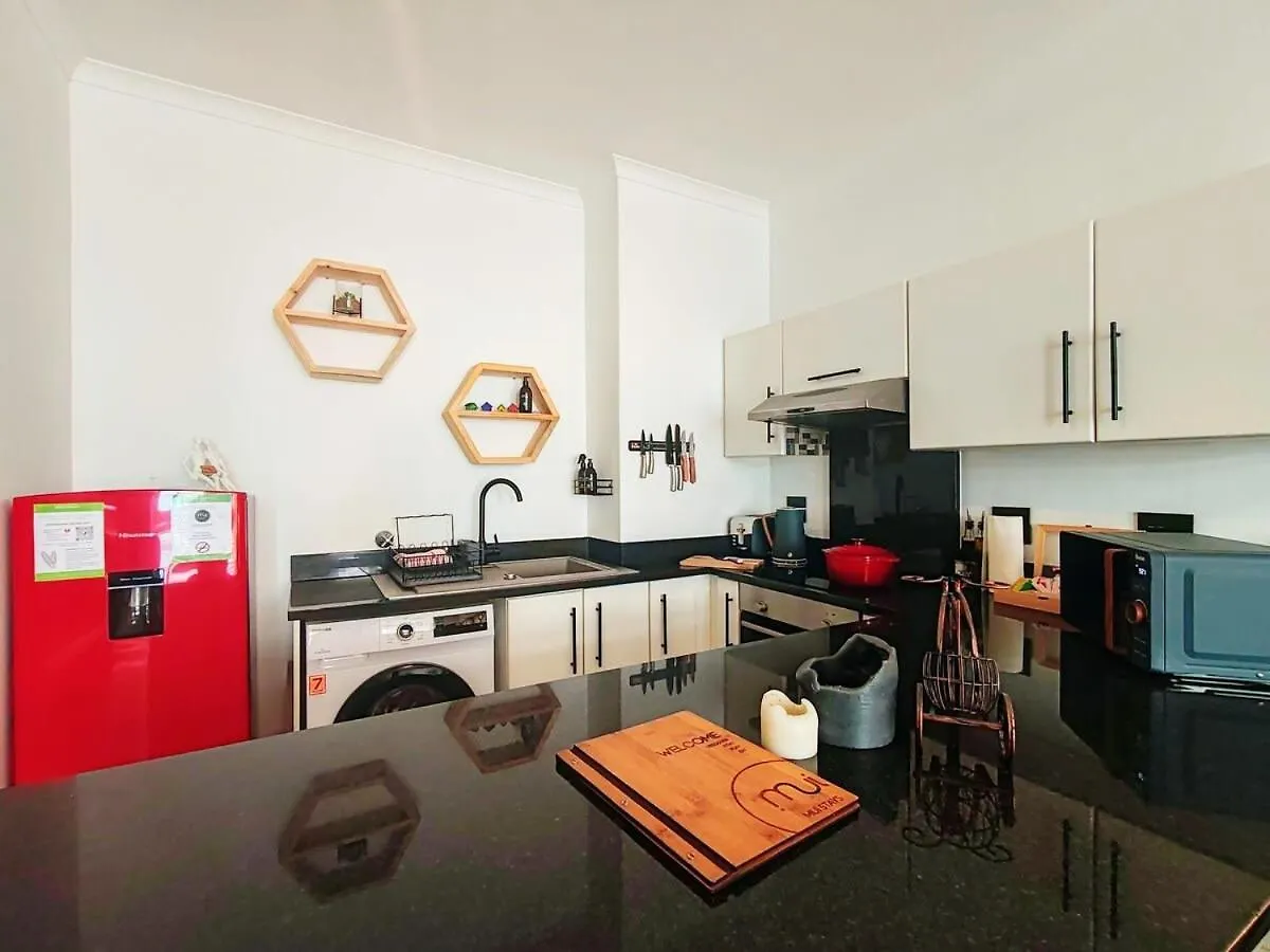 Holiday home Beach Hut Empire Apartment Muizenberg
