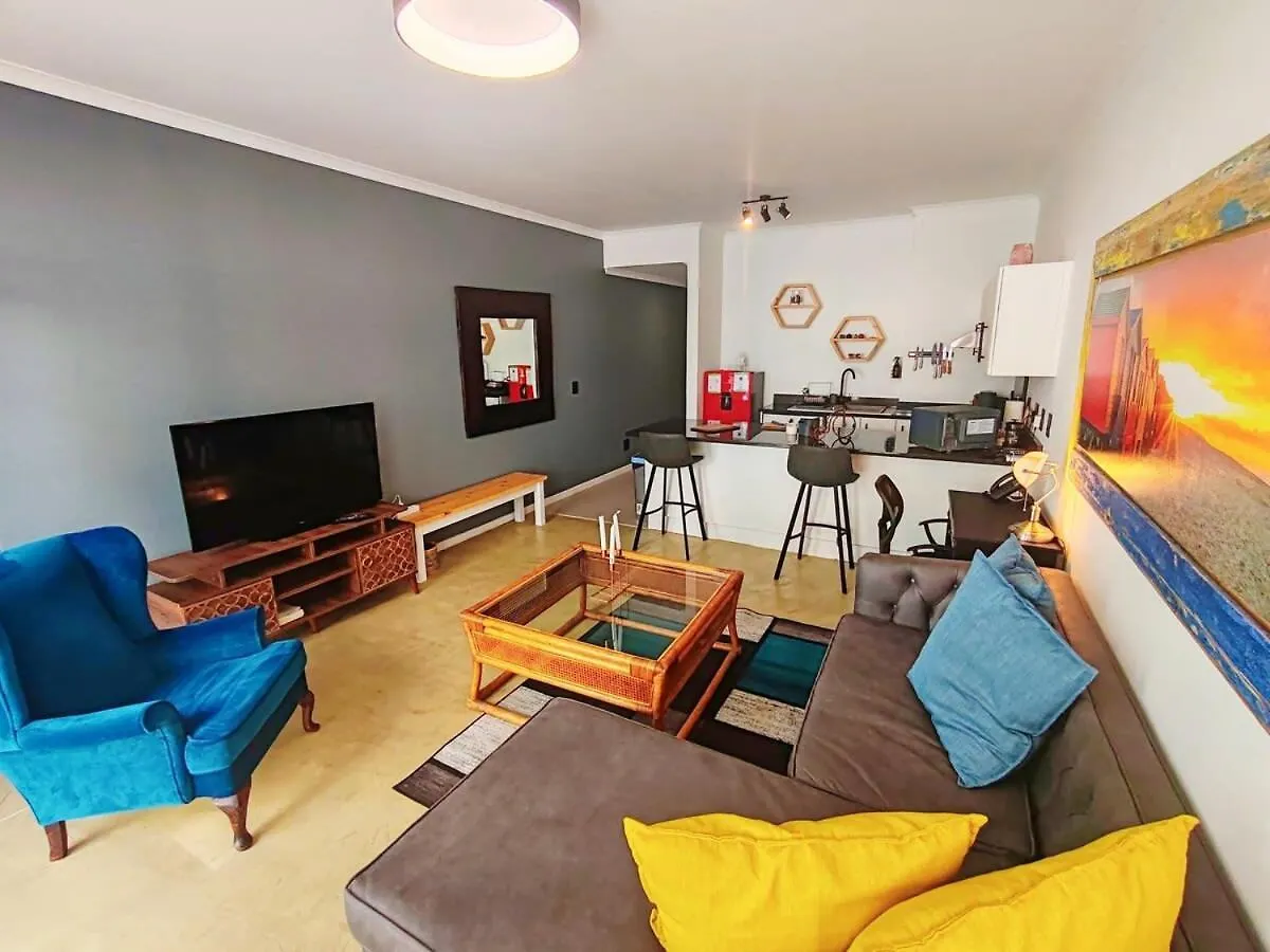 Holiday home Beach Hut Empire Apartment Muizenberg South Africa